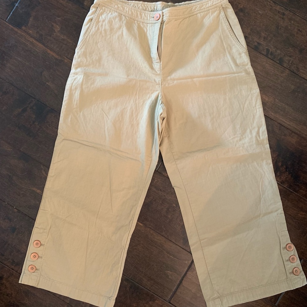 Women’s J.Jill lightweight capri pants